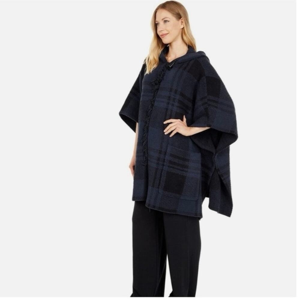 Barefoot Dreams CozyChic Plaid Fringe Hooded Oversized Poncho